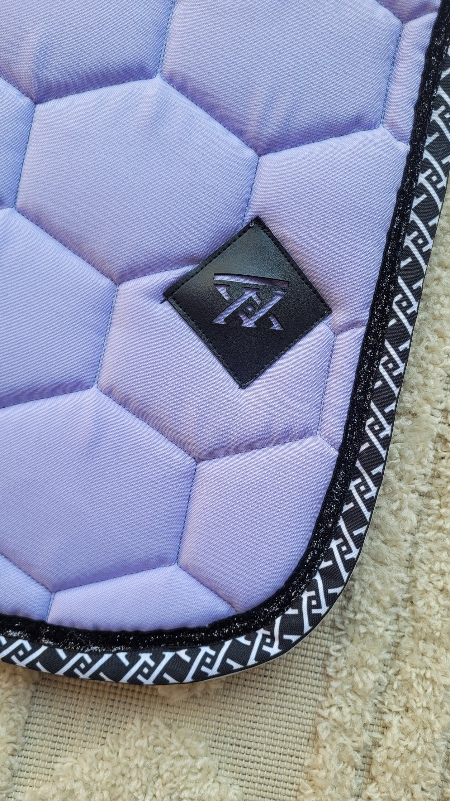 Tapis Monogramme OXXER lilas