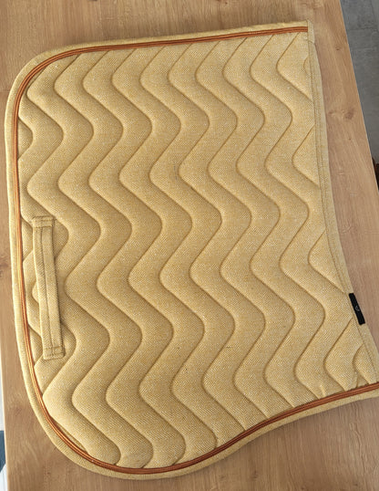 Les imparfaits : tapis Chevron EQUITHEME moutarde